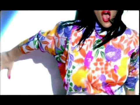 Kibir - Hande Yener