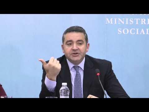 Report TV - Strategjia, Klosi: Arsim profesional  falas për gjithë shqiptarët e deportuar