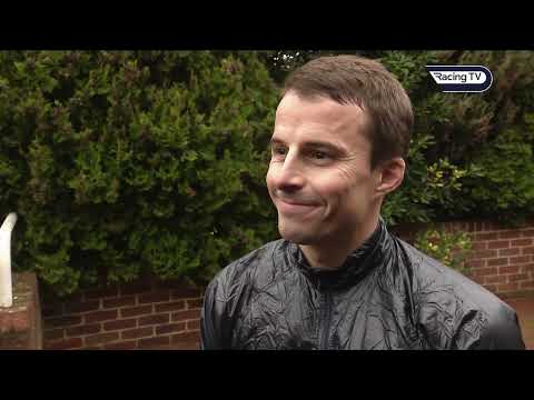 Frankel colt Hidden Force impresses at Kempton | Racing TV