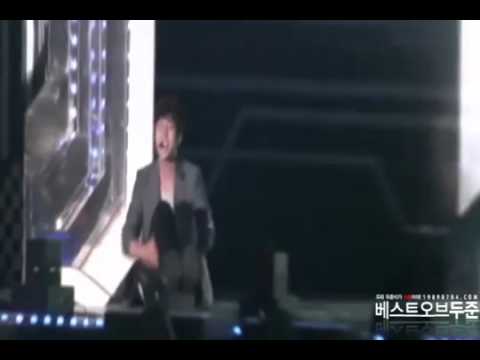 110528 Doojoon slipped @ DC