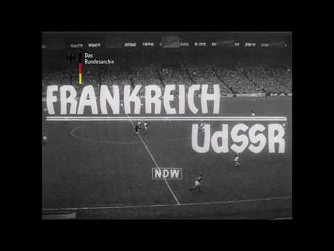 Football match France - USSR (1956)