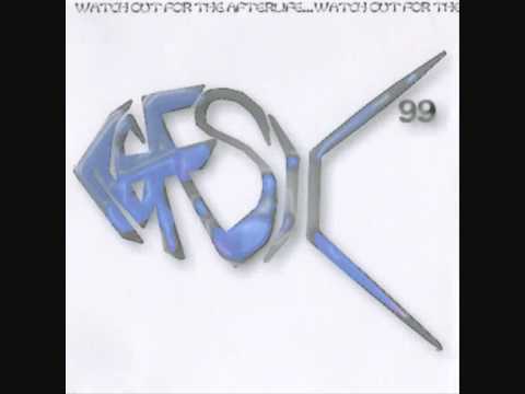 Nga Fsh - Role Model ft. Riddlore? & Dee-Mac (HQ)