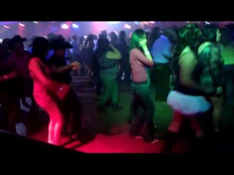 DJ SUGU® Ft. DJ TETRIS - PAPANAMERICANO (Video @ Iguana Discoteque Dallas TX)