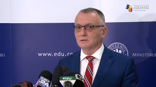 Sorin Cîmpeanu: Sunt 74 de licee în care promovarea la Bacalaureat a fost de 100%