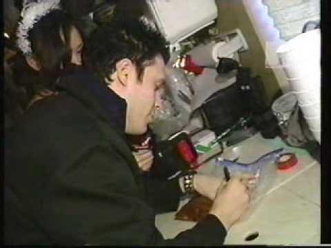 Thumbnail for Sum 41 - MTV New Years Eve 2001 Interview by Sum 41