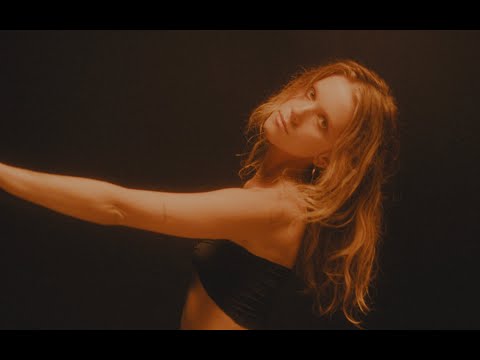 Love, Mary – Знак (Official Music Video)
