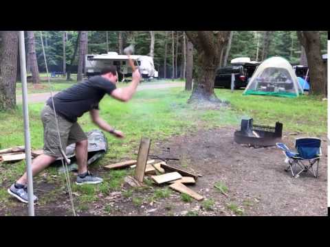 The Birler in action, splitting wood - little, but fierce 