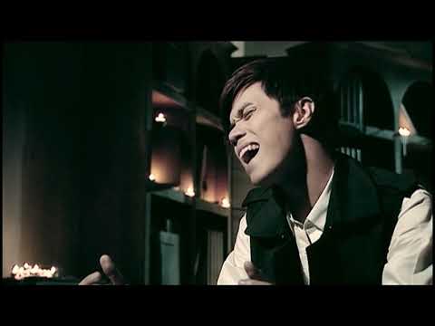 Video thumbnail for 櫻花樹下 (Under the Sakura Tree)