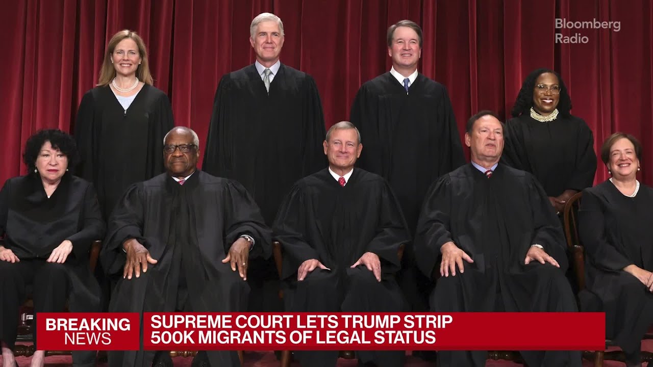 Supreme Court Clears Trump to Strip 500K Migrants of Legal Status