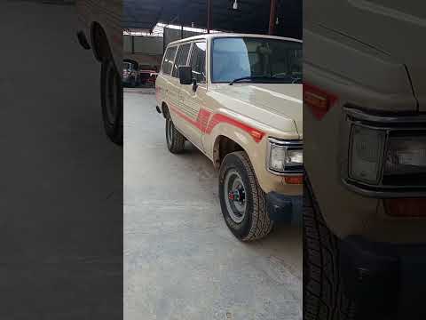Toyota Land Cruiser - VX - Old school - 4x4 - V8 - Fj62