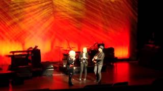 cyndi lauper &amp; emily haines and james shaw (of metric) - gimme sympathy [live]