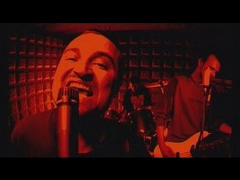 DEZERTER I KASIA NOSOWSKA koncert klub Dekompresja przy ul Krzemienieckiej Łódź 03 3 2003