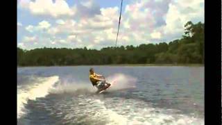 preview picture of video 'Kneeboard Barrel Roll'