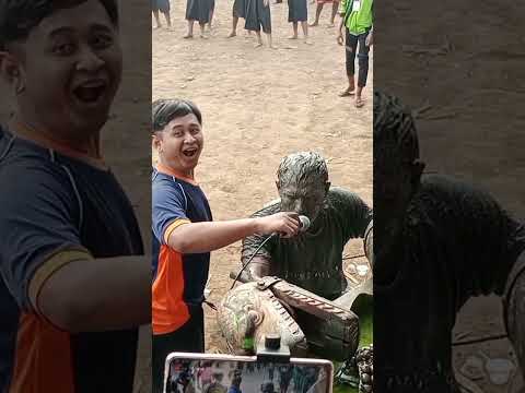 TERIAKAN MANUSIA LUMPUR