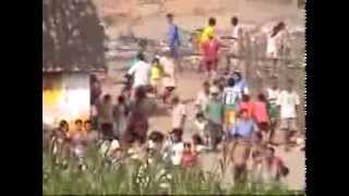 preview picture of video 'Enchente de São Caitano 2004 p4'
