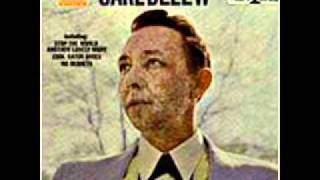 Carl Belew -  I Know But Tell Me Dear