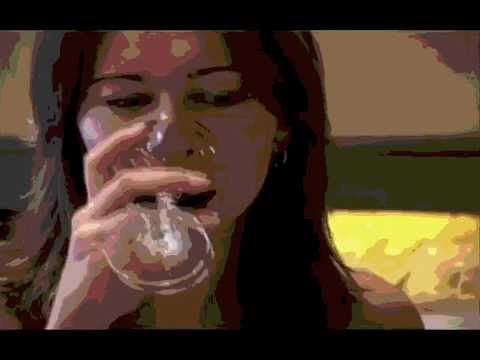 SAVO RADOVIC OSTALA JE CASA I U CASI VINO