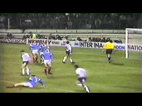 Robert Prosinecki [Yugoslavia] vs England (13.12.1989)