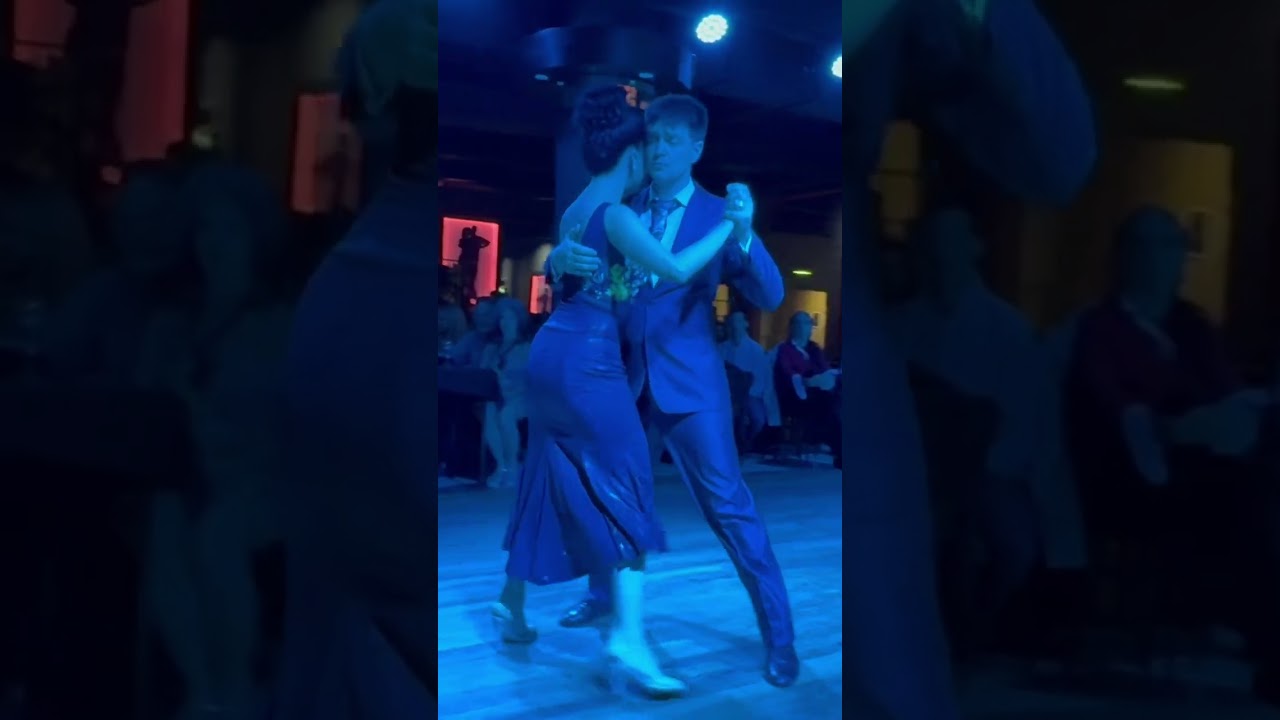 Angela Melendez & David Mateu. Tango Vals at Milonga Parakultural. Salón Marabú 🇦🇷12/26/2023