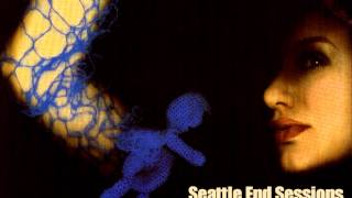 Tori Amos Seattle End Sessions 09-11-1998 Talk + Playboy Mommy (4 of 5)