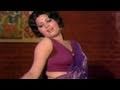 Sanjeev Kumar, Sulakshana Pandit, Uljhan - Romantic Scene 6/21 Sanjeev Kumar, Sulakshana Pandit, Uljhan - Romantic Scene 6/21