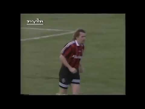 Bernd Schuster (Bayer Leverkusen) - 31/10/1995 - Lok Altmark Stendal 0(4)x(5)0 Bayer L. - (1 gol)