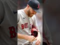 Chris Sale breaks finger on left hand? #shorts