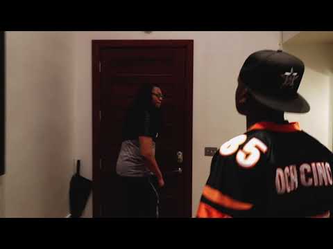 Slim Guerilla x Almighty Bumpin - Set The Play (Official Video)