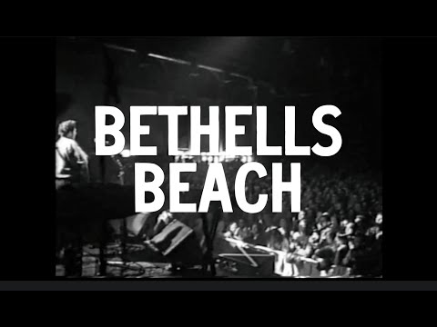 Bethells Beach - Luke Noa