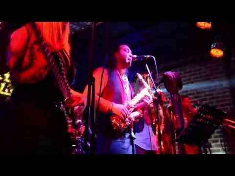 Shukar Muzika - Usti Baba