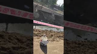 preview picture of video 'Road construction in BHIKHIWIND'