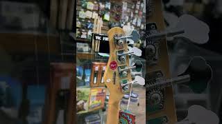 Video thumbnail for Baixo Tagima Tw66 butterscotch #bass #baixista #contrabaixo #contrabass #baixistasprofissionais by Miyata Music