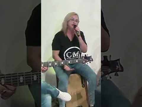 "Eu tive três AVC e  ela me ensentivando a fazer aula voltei, estou voltando a tocar bateria"