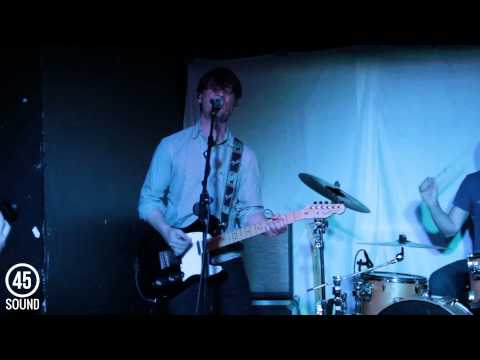 45Sound - Fighting With Wire live at Masons, Derry.