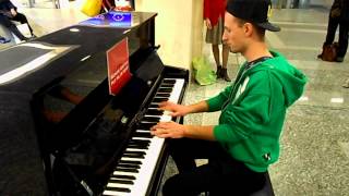 Honky Tonk Train Blues- Pianoforte Stazione Porta Nuova Torino