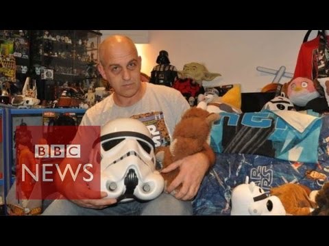 Star Wars super fan has 20,000 items and has to move house - BBC News