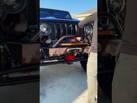Savvy Off-road JL Krawler Lite Front Bumper Warn Industries & Factor 55 #warnindustries #factor55