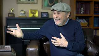 Billy Crystal interviewed by Cantor Chayim Frenkel on the importance of the role of the cantor. video