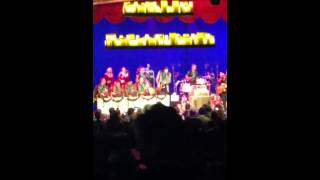 Brian Setzer Orchestra - Yabba Dabba Yuletide