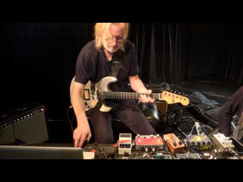 Eivind Aarset - performance during workshop in Istanbul, Turkey, 2015-02-26, pt 2