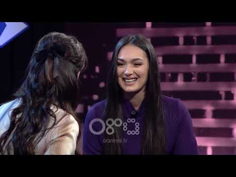 Mos i fol shoferit - Klea Huta rrëfen puthjen e parë me Elgit Dodën: Ishte natë, nuk ishte ditë...