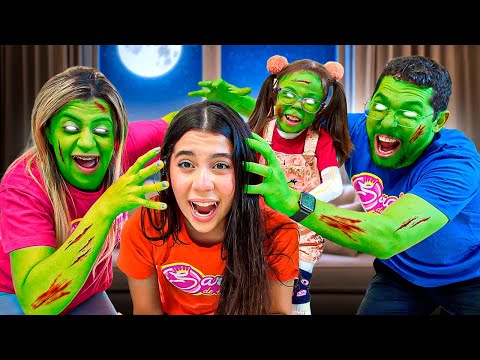 MY FAMILY HAS BECOME ZOOMBIES! Sarah de Araújo