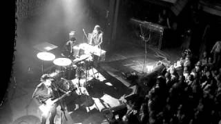 Peter Bjorn &amp; John &quot;It Don&#39;t Move Me&quot; Live in NYC