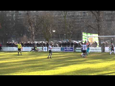Adil Akanioui maakt 3-1 voor Zwaluwen tegen Kloetinge