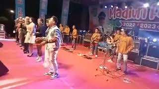 Download lagu Mars SNP ~ All Artis New PALLAPA feat DHEHAN AUDIO Live Di Alun Alun Madiun, Sabtu 7 Januari 2023 mp3