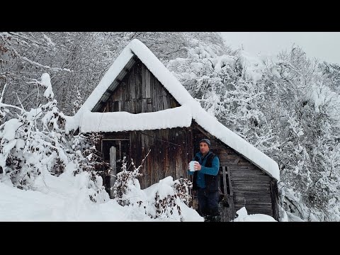 Donde vivieron nuestros antepasados, enterrados bajo la nieve profunda