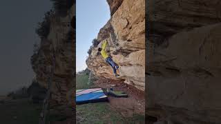 Video thumbnail de Adrenalina, 7a (super sit). Alcañiz