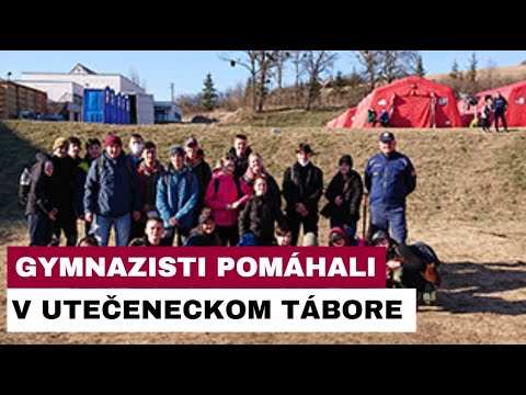 GYMNAZISTI Z PREŠOVA DOBROVOĽNÍCKY POMÁHALI V UTEČENECKOM TÁBORE