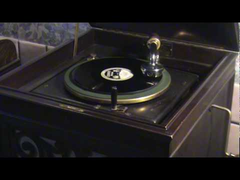 Edison Early A-250 Phonograph Playing 