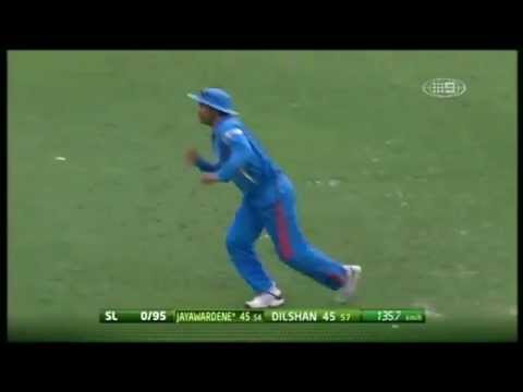Sehwag takes a spectacular catch to dismiss Jayawardene against Sri Lanka